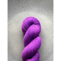 Twisty Merino - Neon Purple